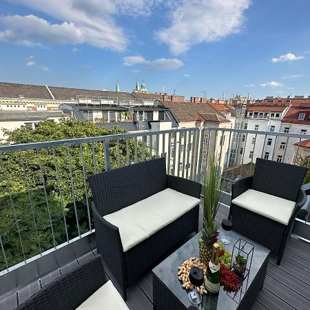 Contemporary Apartment With Stunning Views 20 Wien Eksteriør bilde