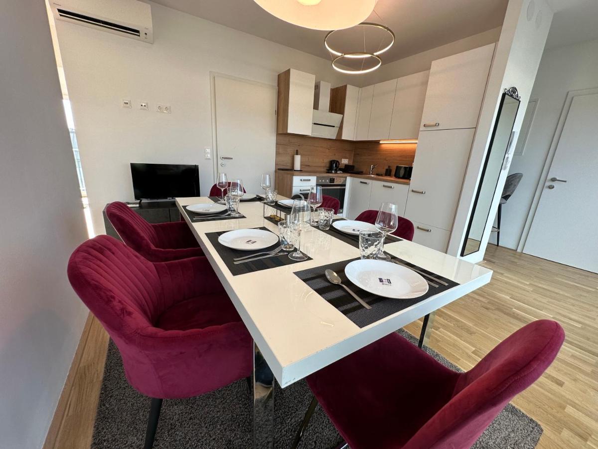 Contemporary Apartment With Stunning Views 20 Wien Eksteriør bilde