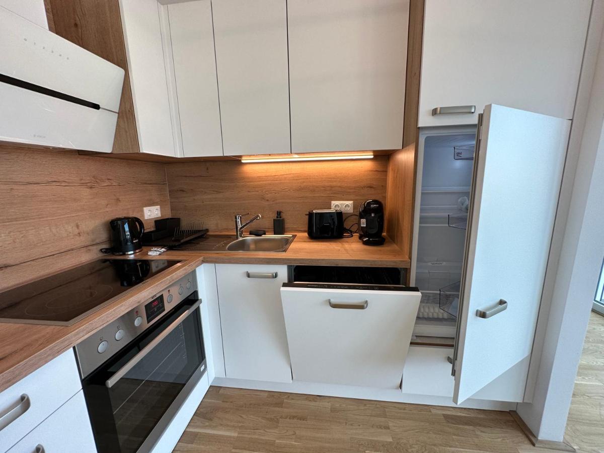 Contemporary Apartment With Stunning Views 20 Wien Eksteriør bilde